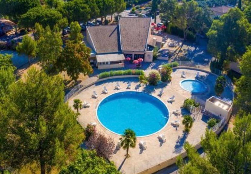 Sejour Inoubliable En Provence, Camping 4* La Roque-d'Antheron Exterior photo